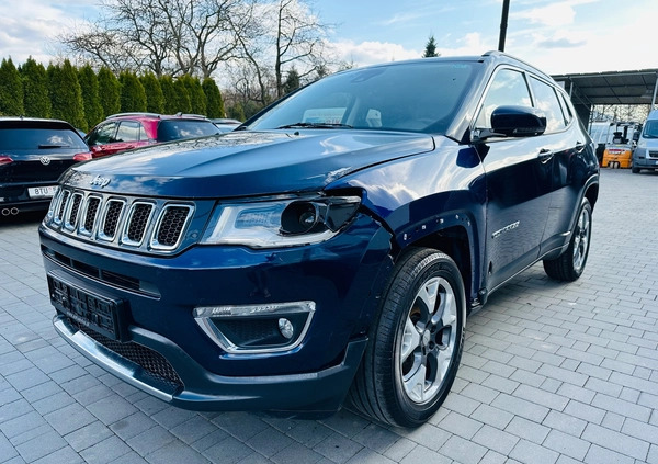 Jeep Compass cena 58500 przebieg: 119000, rok produkcji 2018 z Włoszczowa małe 742